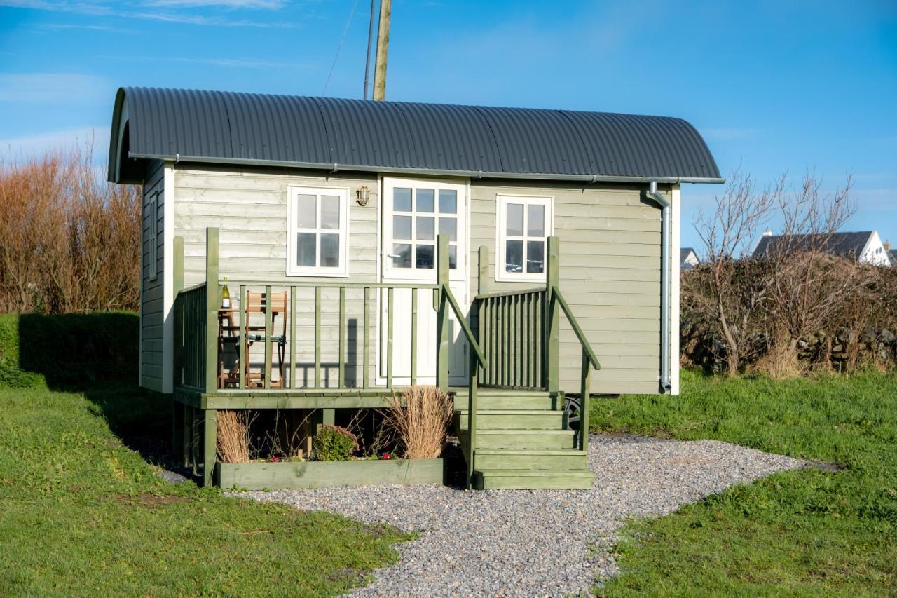 Wild Meadow Huts Villa Doolin Exteriör bild